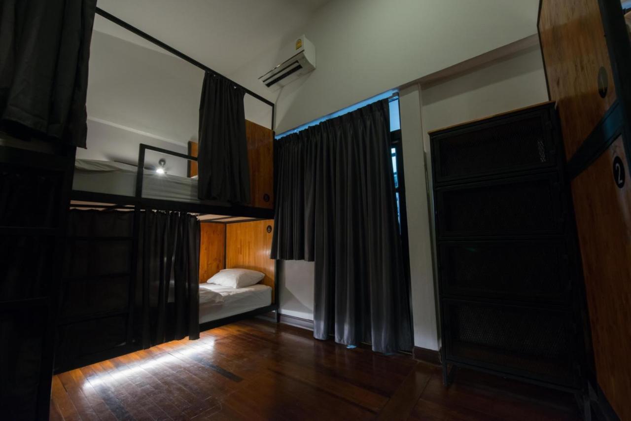 4SHARE Hostel Bangkok Exterior foto