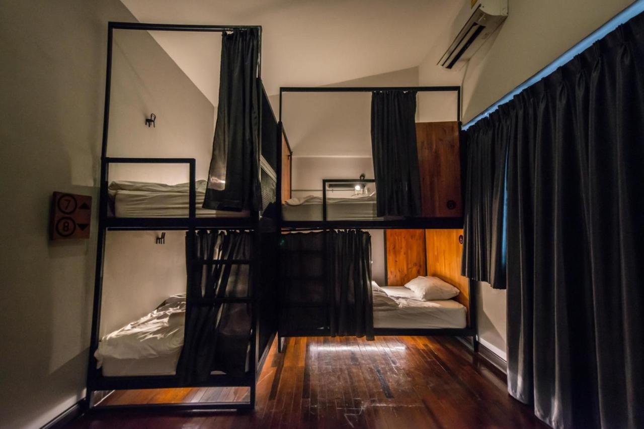 4SHARE Hostel Bangkok Exterior foto